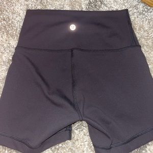 Black lululemon biker shorts